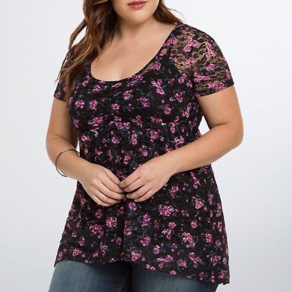 FLORAL LACE BABYDOLL TOP